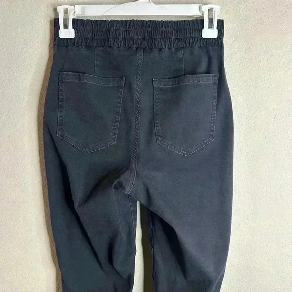 Spanx Stretch Twill Slim-Fit Jogger gray size XS - Picture 5 of 6